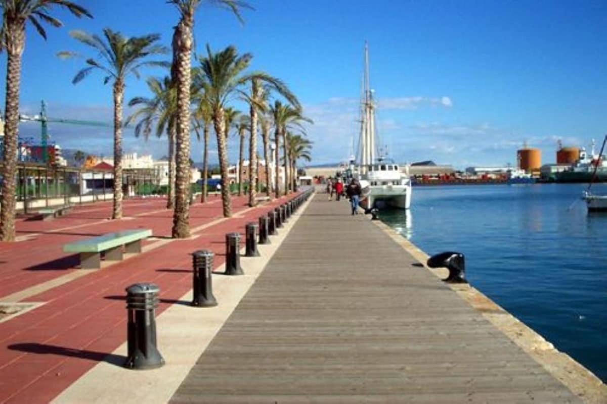 R&R Apartment Grao de Castellon Dış mekan fotoğraf